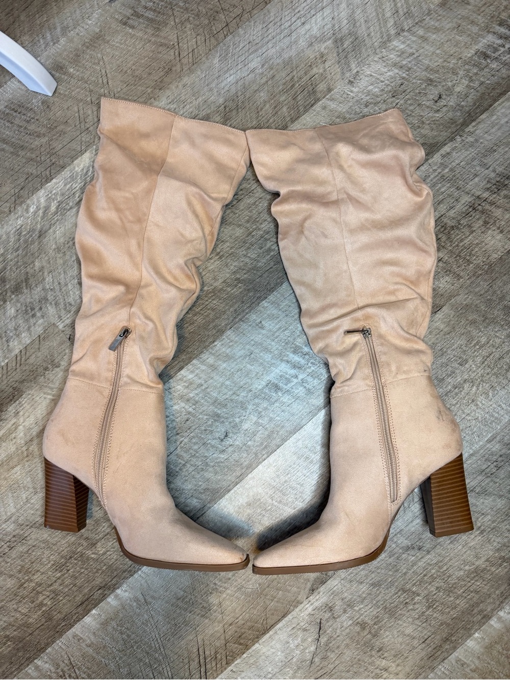 Women’s Knee-High Block Heel Boots - Nude/Cream Zip Side